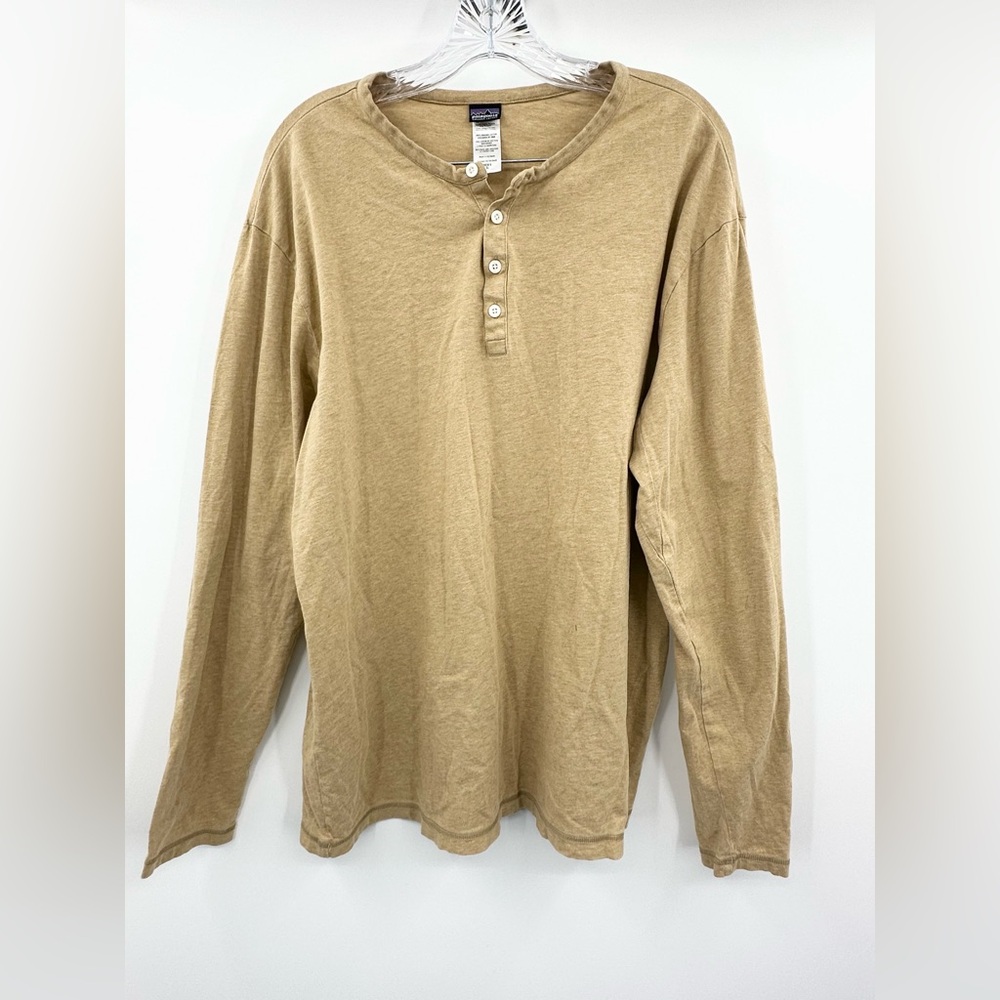 Patagonia Men's Tan Long Sleeve Button Henley Pullover Shirt Organic Size XL